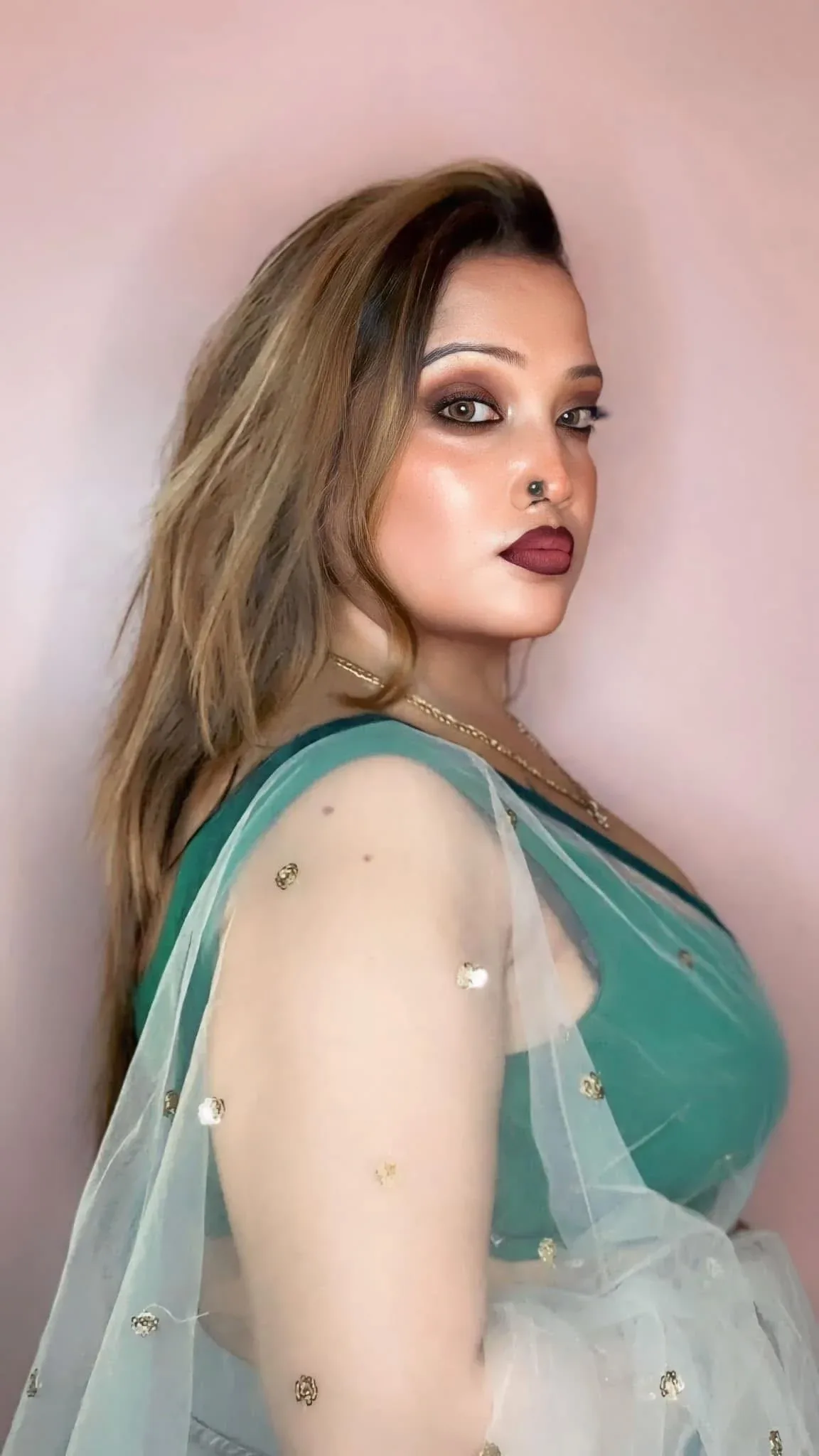 Bristi Saha photo 8 — Brown, Average