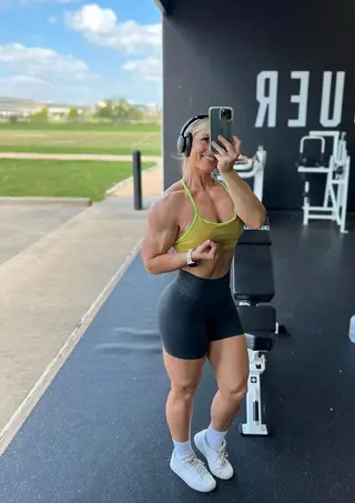 Brittany Best photo 14 — Blonde, Muscular