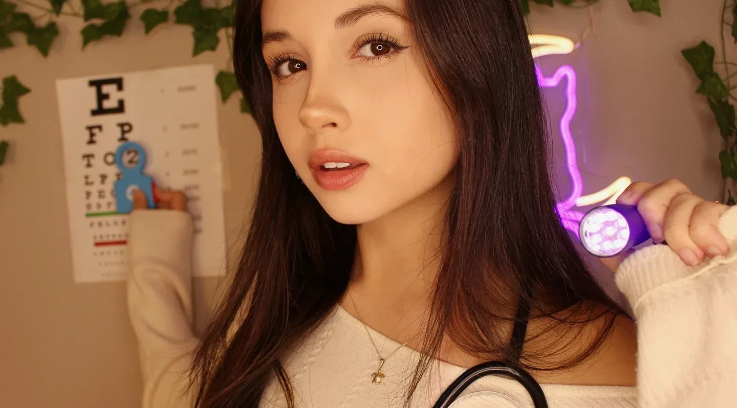 Cait ASMR photo 9 — Caucasian, ASMR Star, Gamer, YouTuber