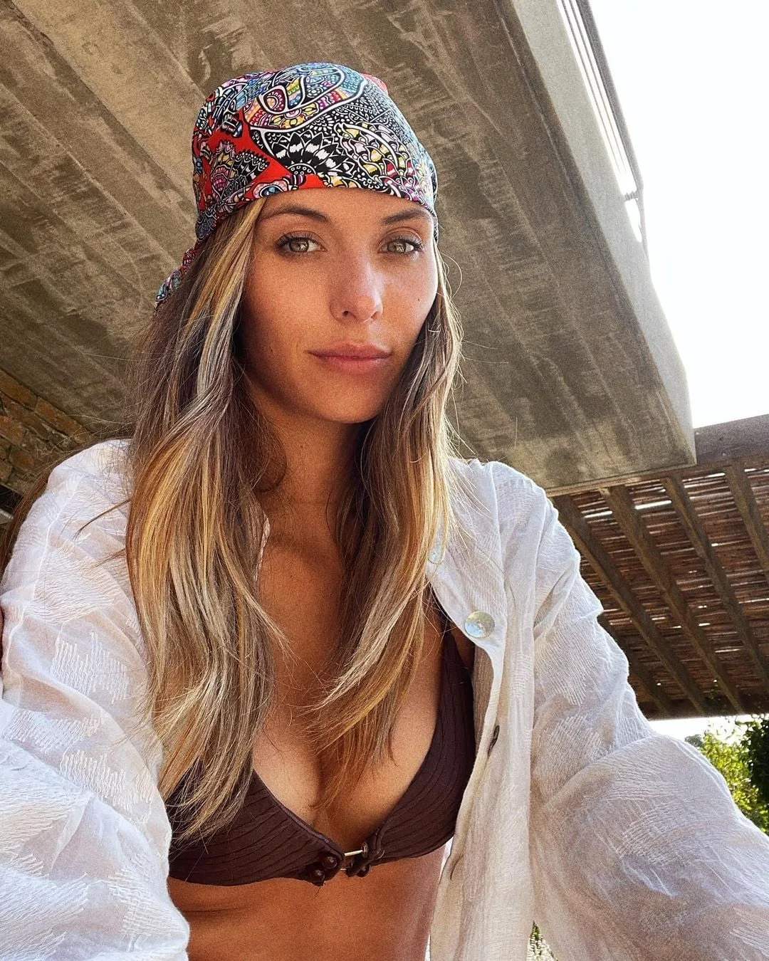 Camille Cerf photo 14 — Brown, Slim