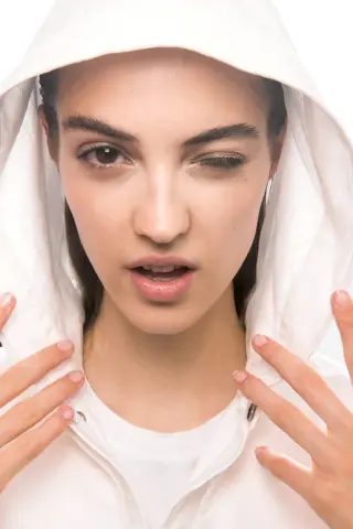 Camille Hurel photo 7 — French, Brown