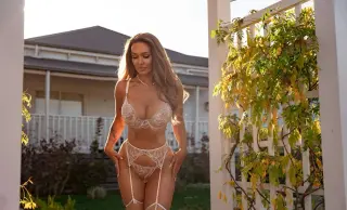 Camille Lorette photo 18 — Glamour Model, YouTuber, Australian