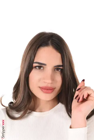 Candie Luciani photo 4 — Brown, Mixed-race (primarily Middle Eastern)
