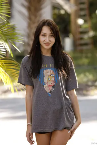 Carmen Rae photo 4 — Brown, Mixed-race (primarily Caucasian)