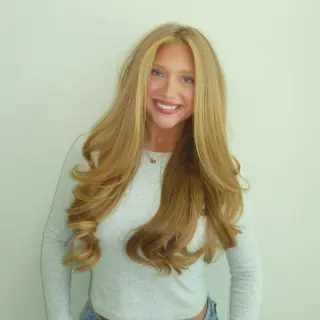 Caroline Malloy photo 5 — Cheerleader, Content Creator (Non-Adult), TikTok Star, American