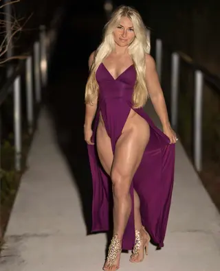 Carriejune Anne Bowlby photo 8 — Blonde, Muscular