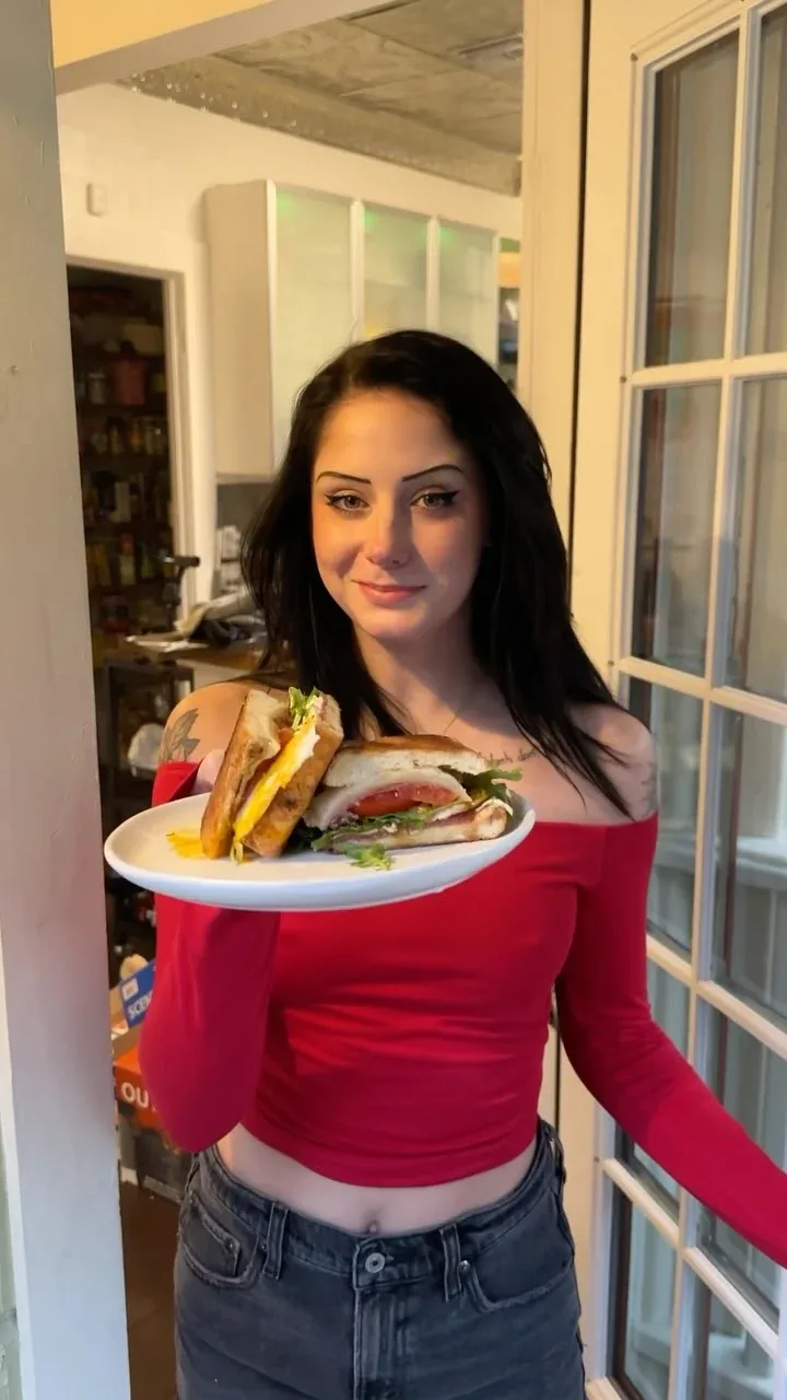 CatKitty21 photo 30 — Adult Model, Camgirl, Porn Star, TikTok Star, YouTuber, American