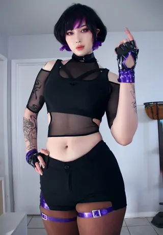 Caytie Davenport photo 5 — Mixed-race (primarily Asian), Cosplayer, Influencer