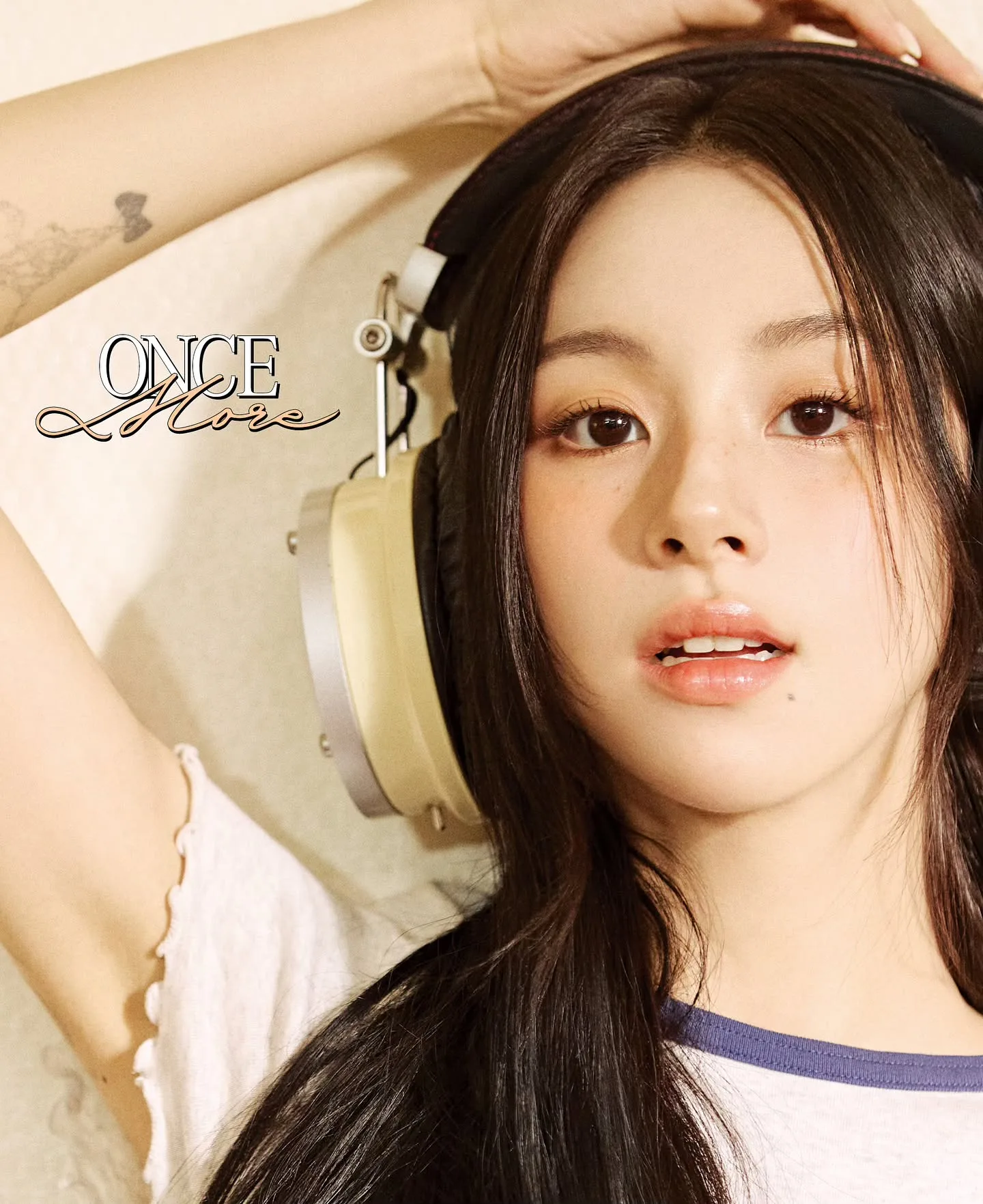 Chaeyoung photo 13 — South Korean, Blonde