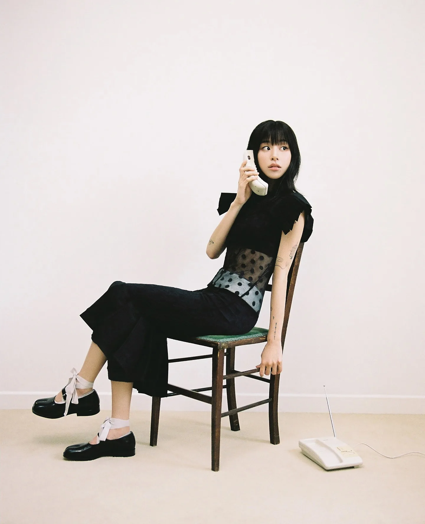 Chaeyoung photo 15 — Slim, Brown
