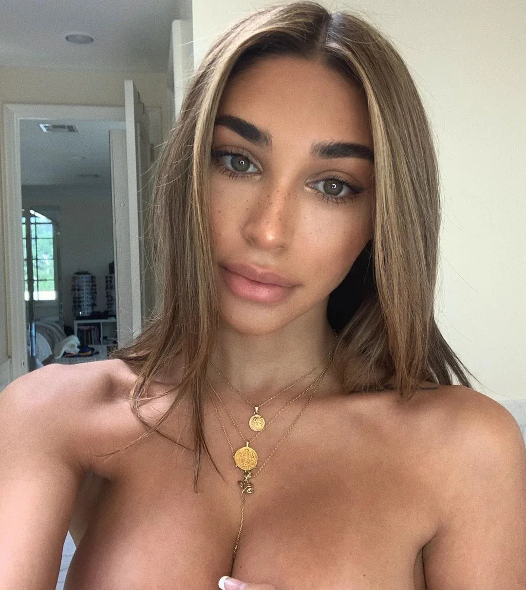 Chantel Jeffries photo 13 — American, Blonde