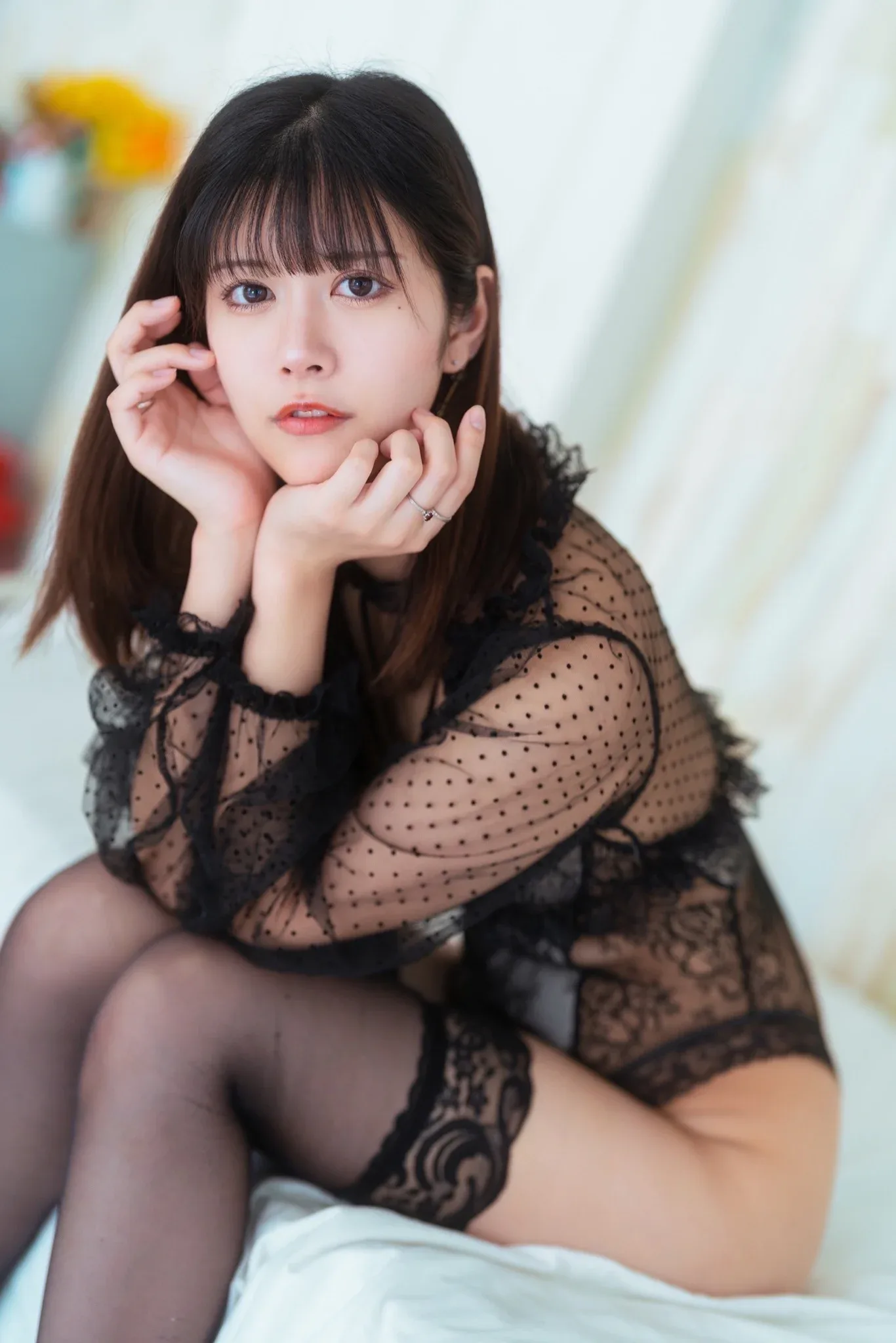 Chie Nakahara photo 8 — Black, Slim