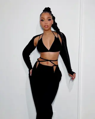 Chloe Bailey (singer) photo 16 — Brown, Black