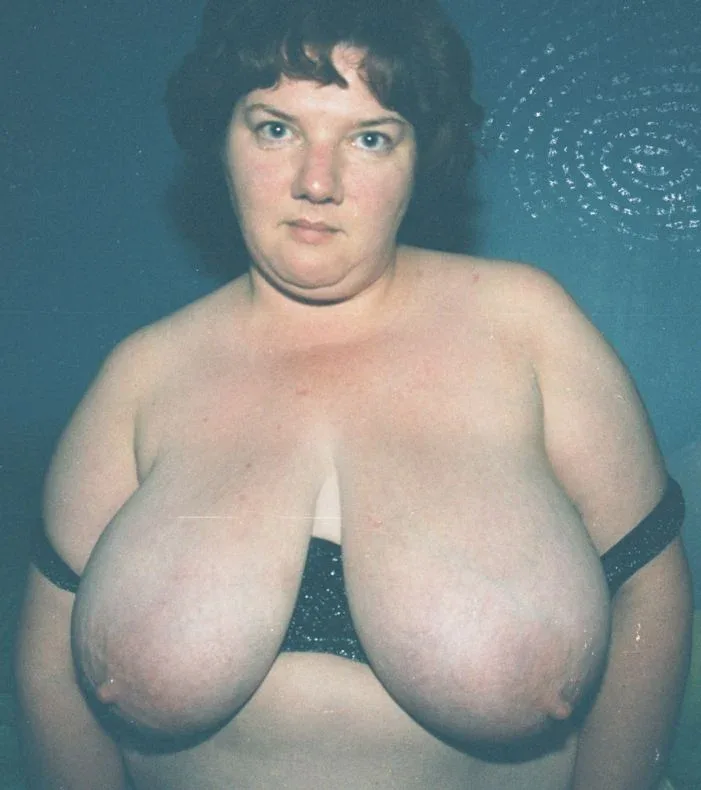 Chris44G photo 14 — Black, BBW