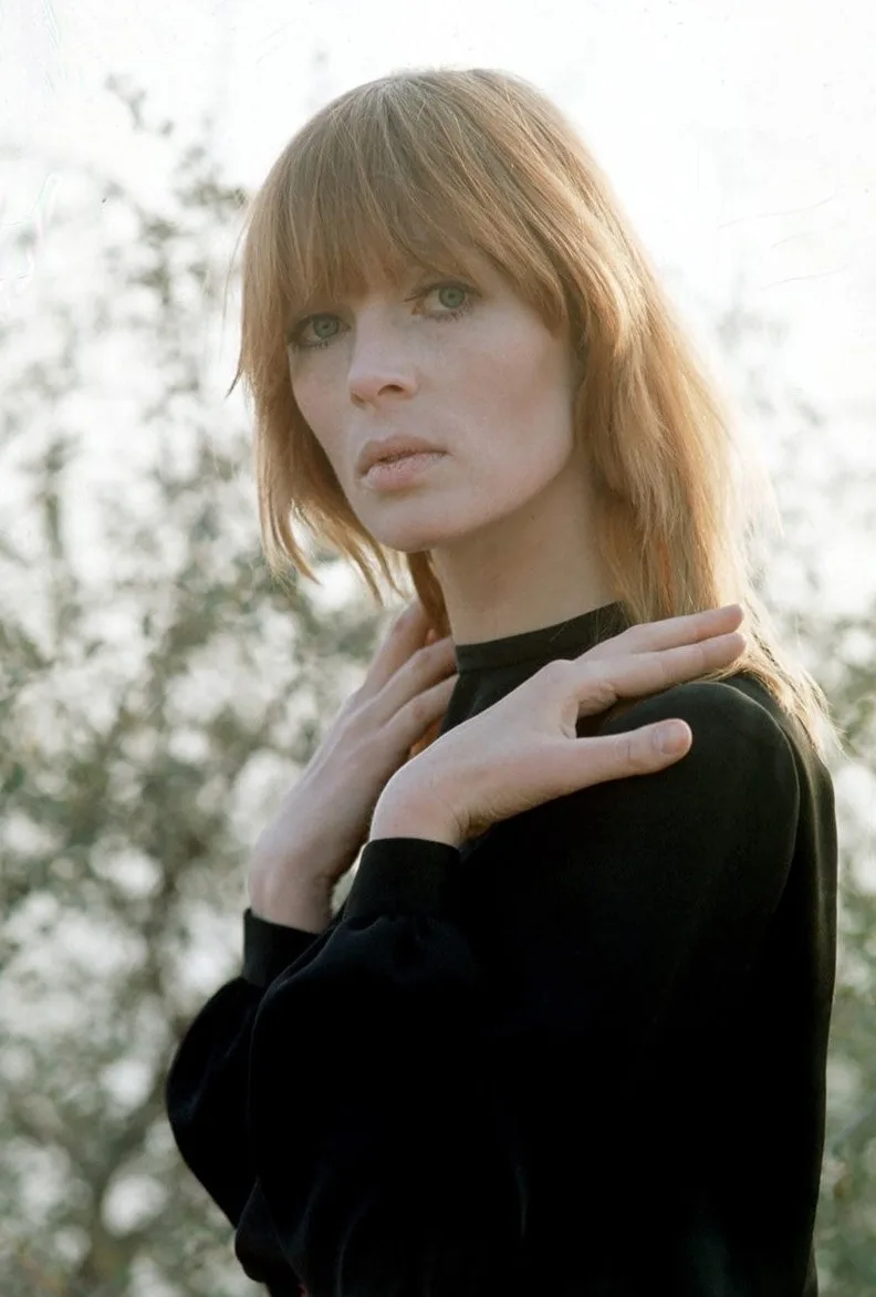 Christa Paffgen photo 5 — Caucasian, Actress (former), Model (former), Musician: Singer (former)
