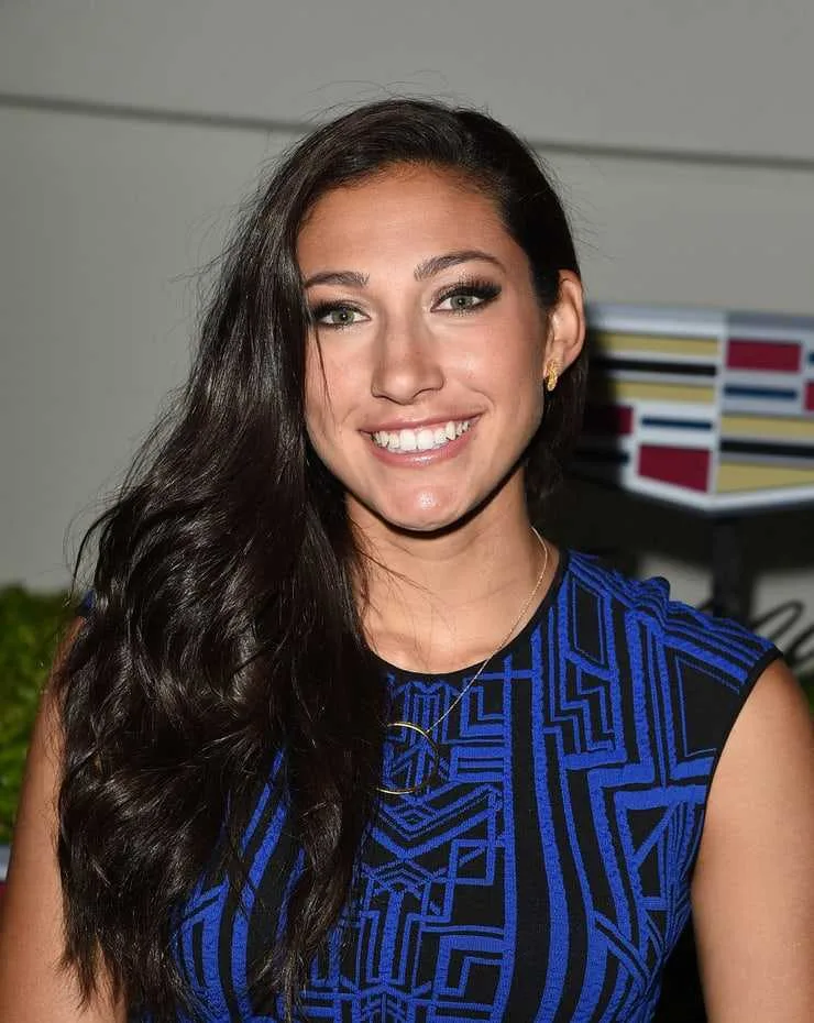 Christen Press photo 9 — Athletic, Brown