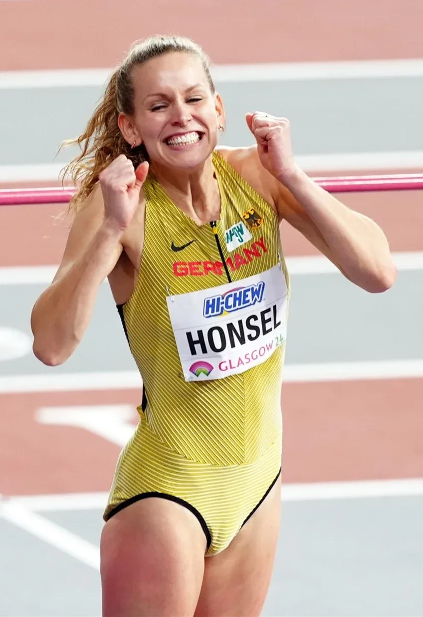 Christina Honsel photo 1 — German, Blonde