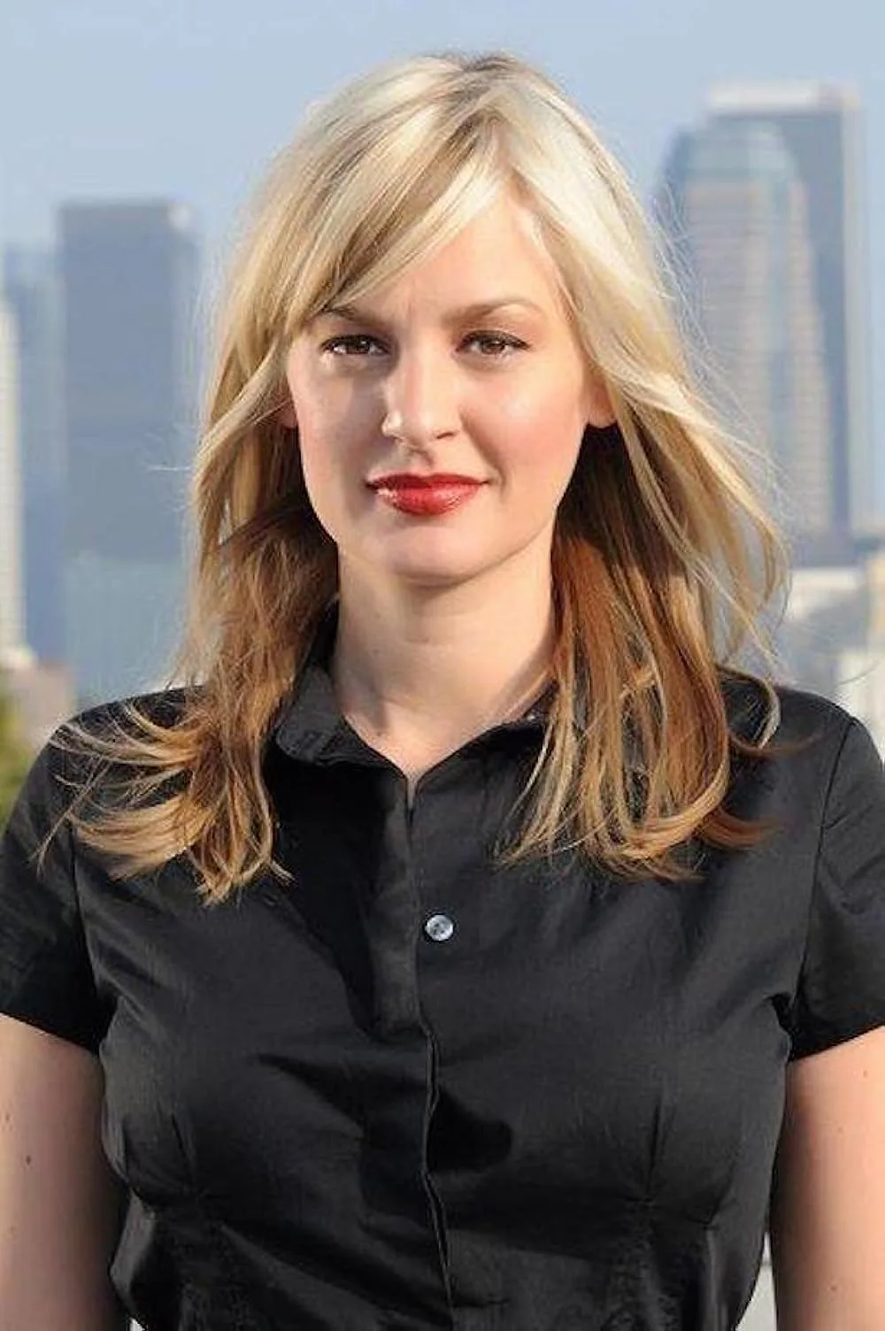 Christina Pazsitzky photo 2 — Blonde, Average
