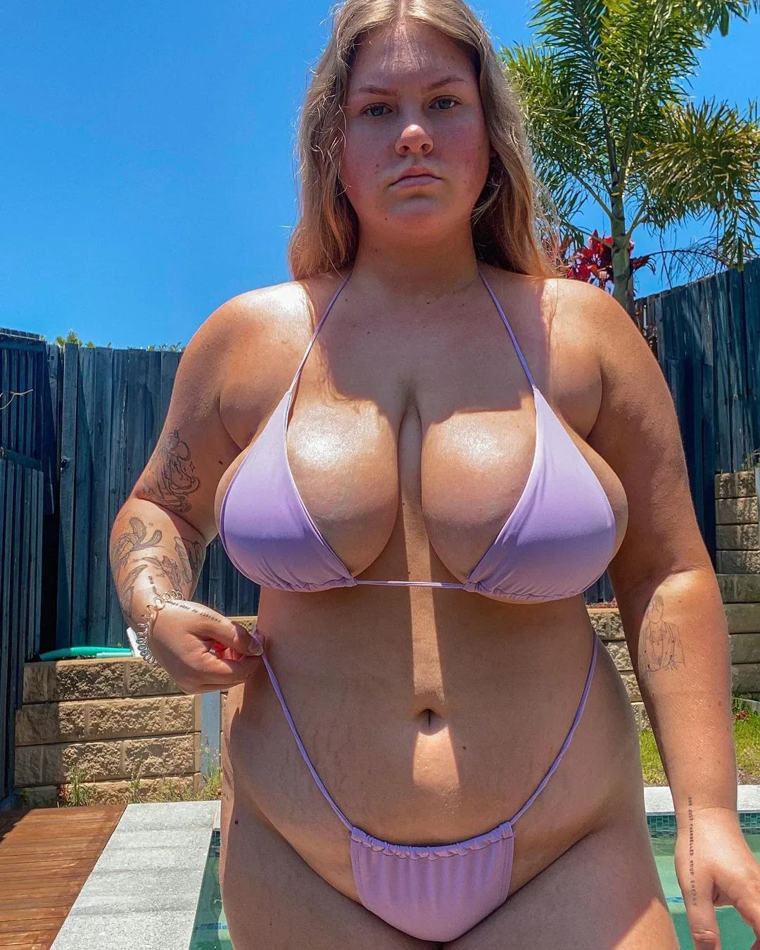 Chynna Clair photo 12 — Influencer, Plus Size Model, Australian