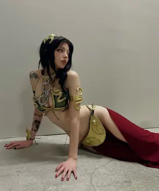 Cinnanoe photo 17 — Mixed-race (primarily Caucasian), Adult Model, Cosplayer, Gamer, Influencer, TikTok Star