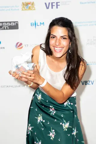 Clarissa Correa Da Silva photo 18 — Brown, Mixed-race (primarily Latin)