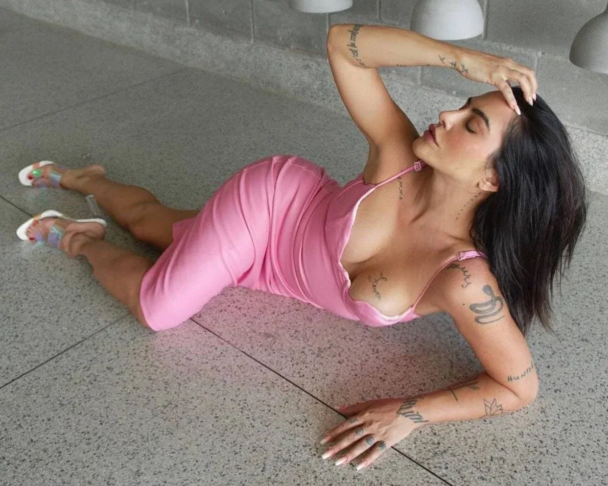 Cleo Pires photo 16 — Brown, Latin