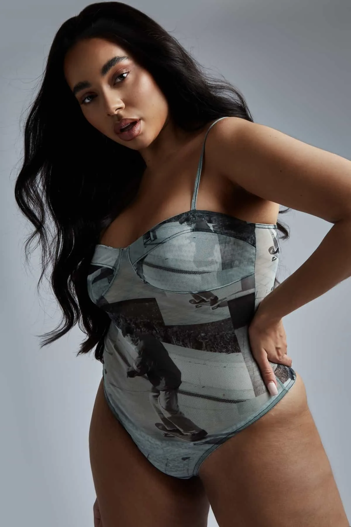 Coco Outram photo 17 — Black, Plus Size Model