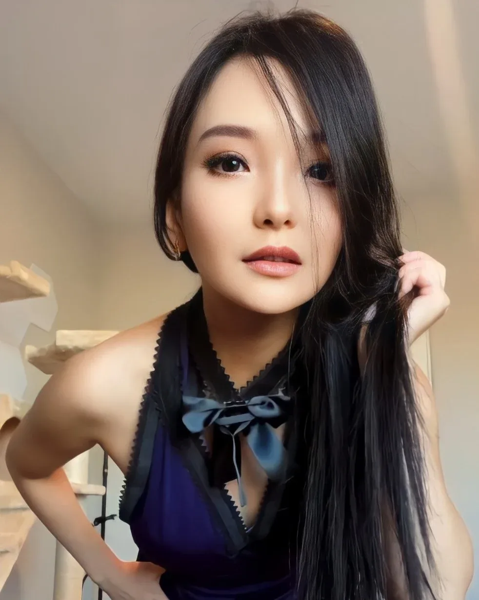 Codemiko photo 19 — American),  (South Korean, Black