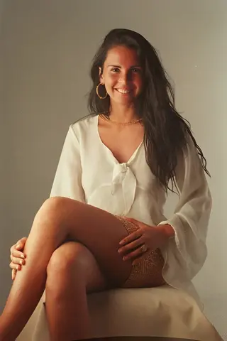 Cristina Mortagua photo 3 — Average, Brown