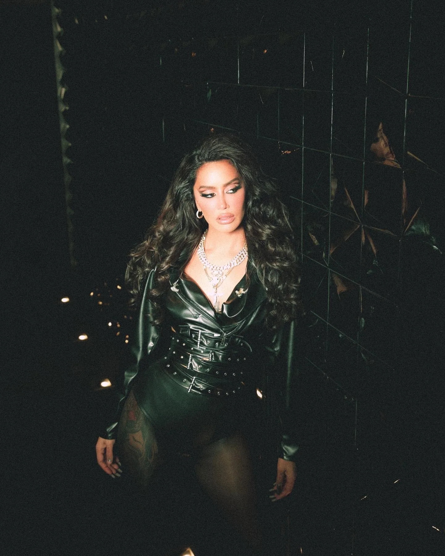Dafina Zeqiri photo 4 — Brown, Caucasian