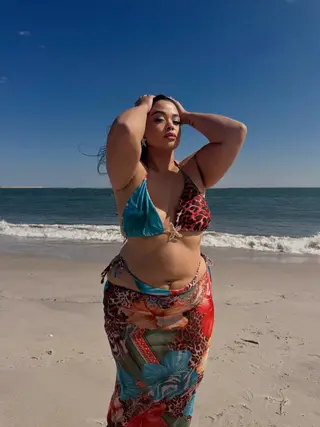 Daisy Christina photo 11 — Asian, Glamour Model, Plus Size Model