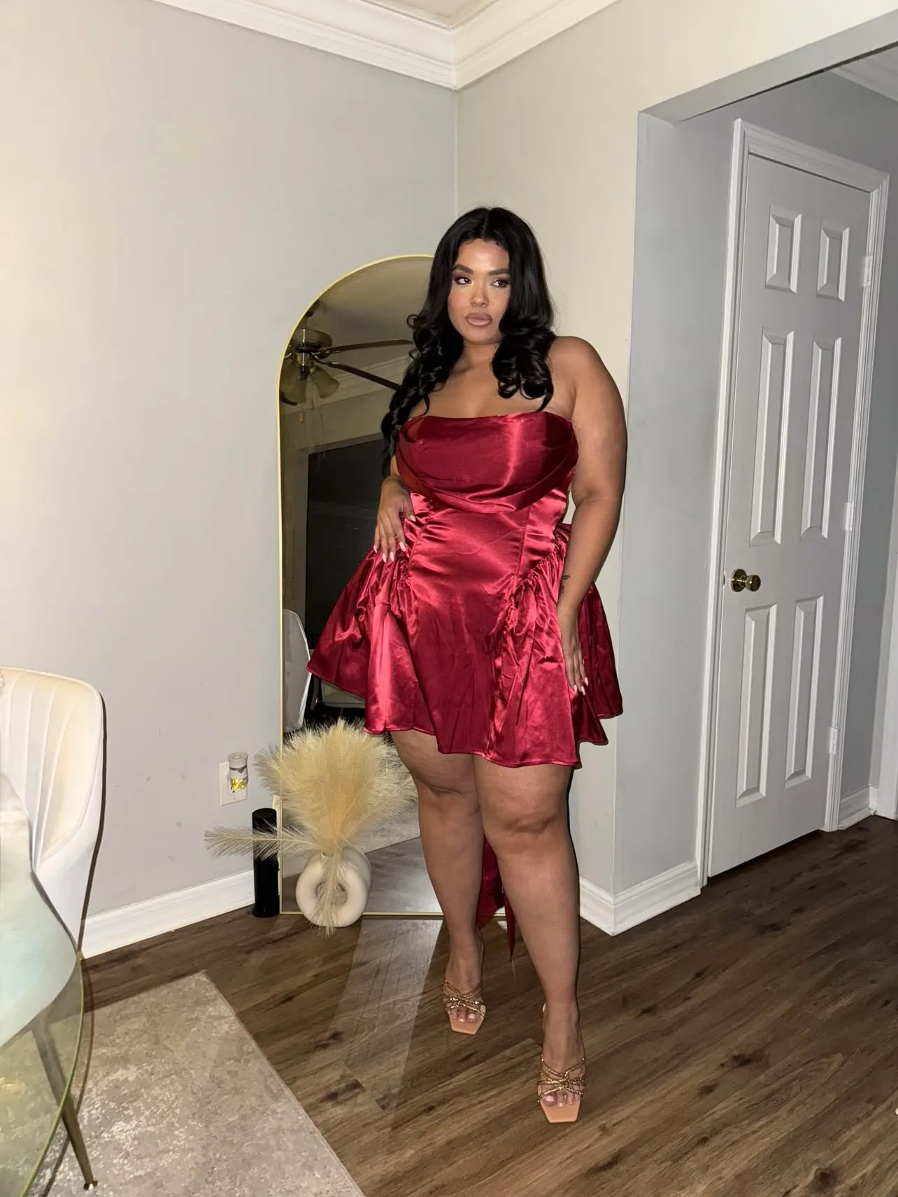 Daisy Christina photo 4 — Brown, Asian