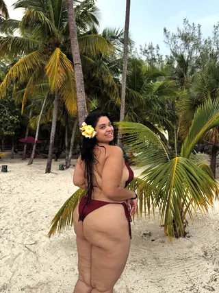 Daisy Christina photo 8 — Black, Chubby