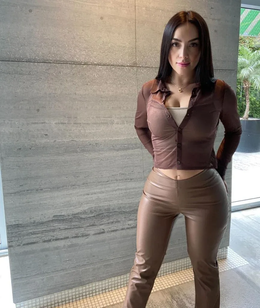 Daly Marithe photo 7 — Mexican, Black