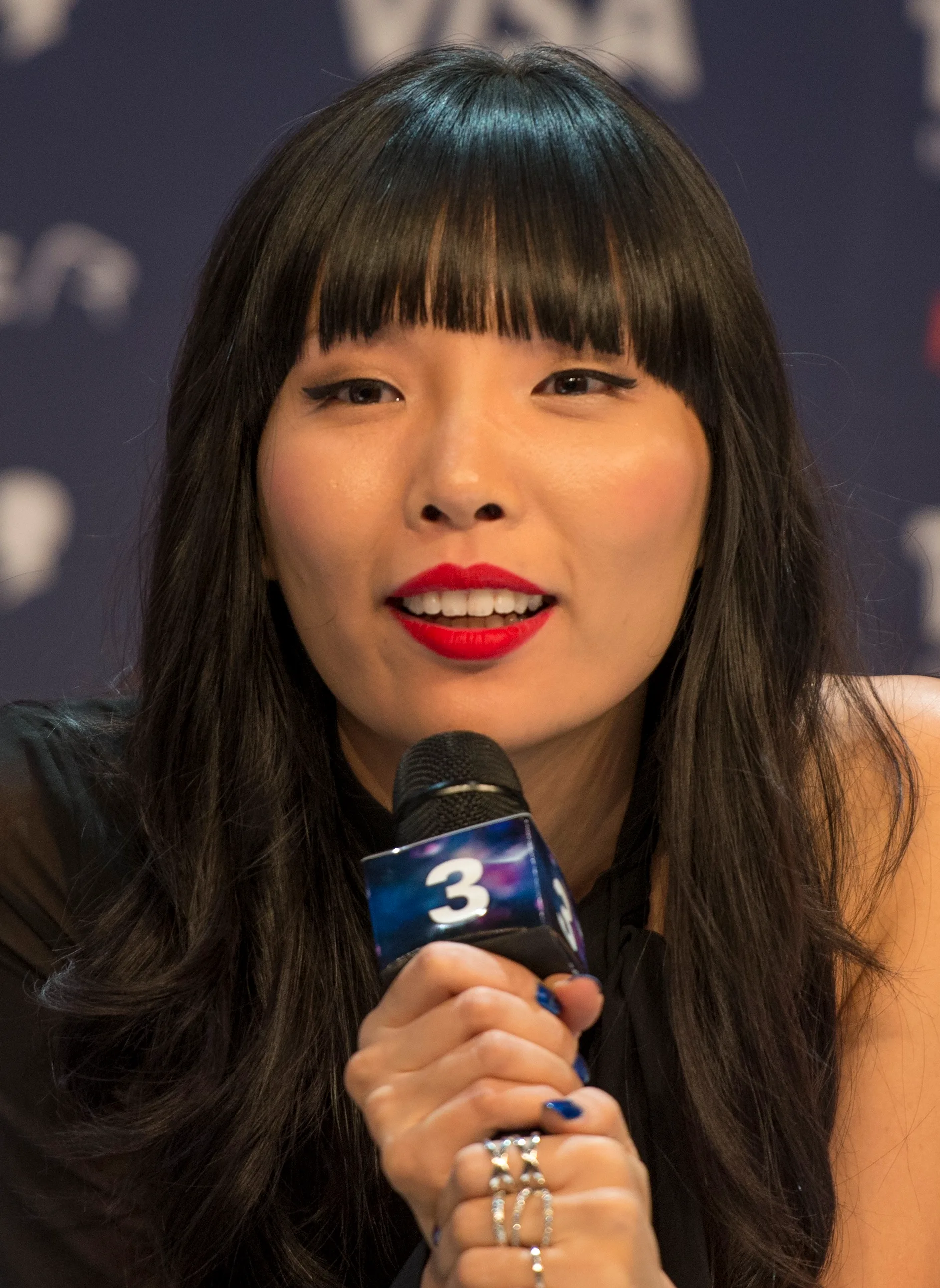 Dami Im photo 3 — Slim, Asian