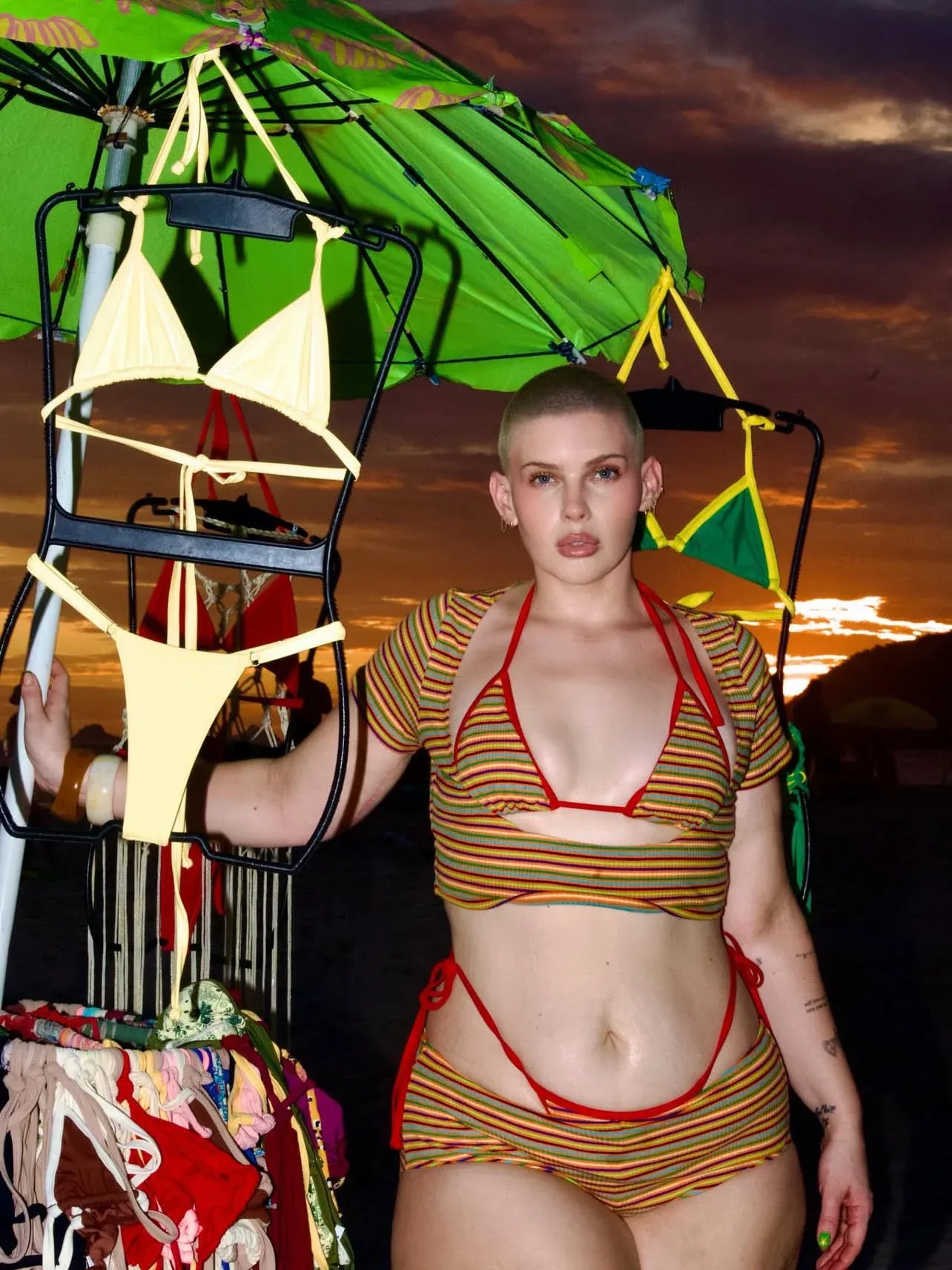 Dani Carbonari photo 11 — Caucasian, Activist, Influencer, Plus Size Model, TikTok Star, YouTuber