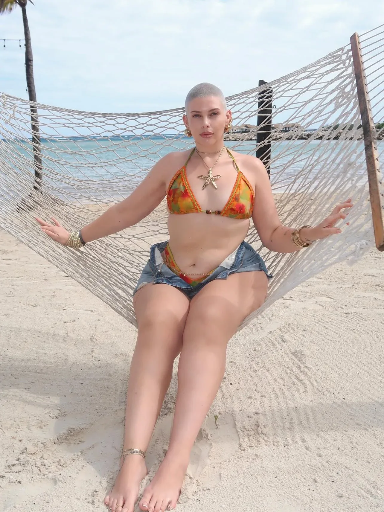 Dani Carbonari photo 6 — Activist, Influencer, Plus Size Model, TikTok Star, YouTuber, American