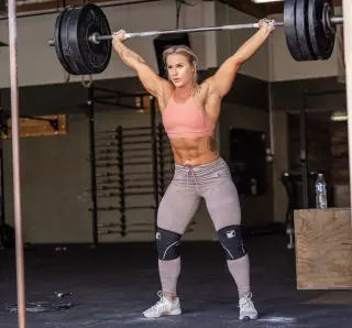 Dani Elle Speegle photo 12 — Fitness Model, Glamour Model, Influencer, Sportswoman: CrossFit athlete, Sportswoman: Weightlifter, TikTok Star, YouTuber, American