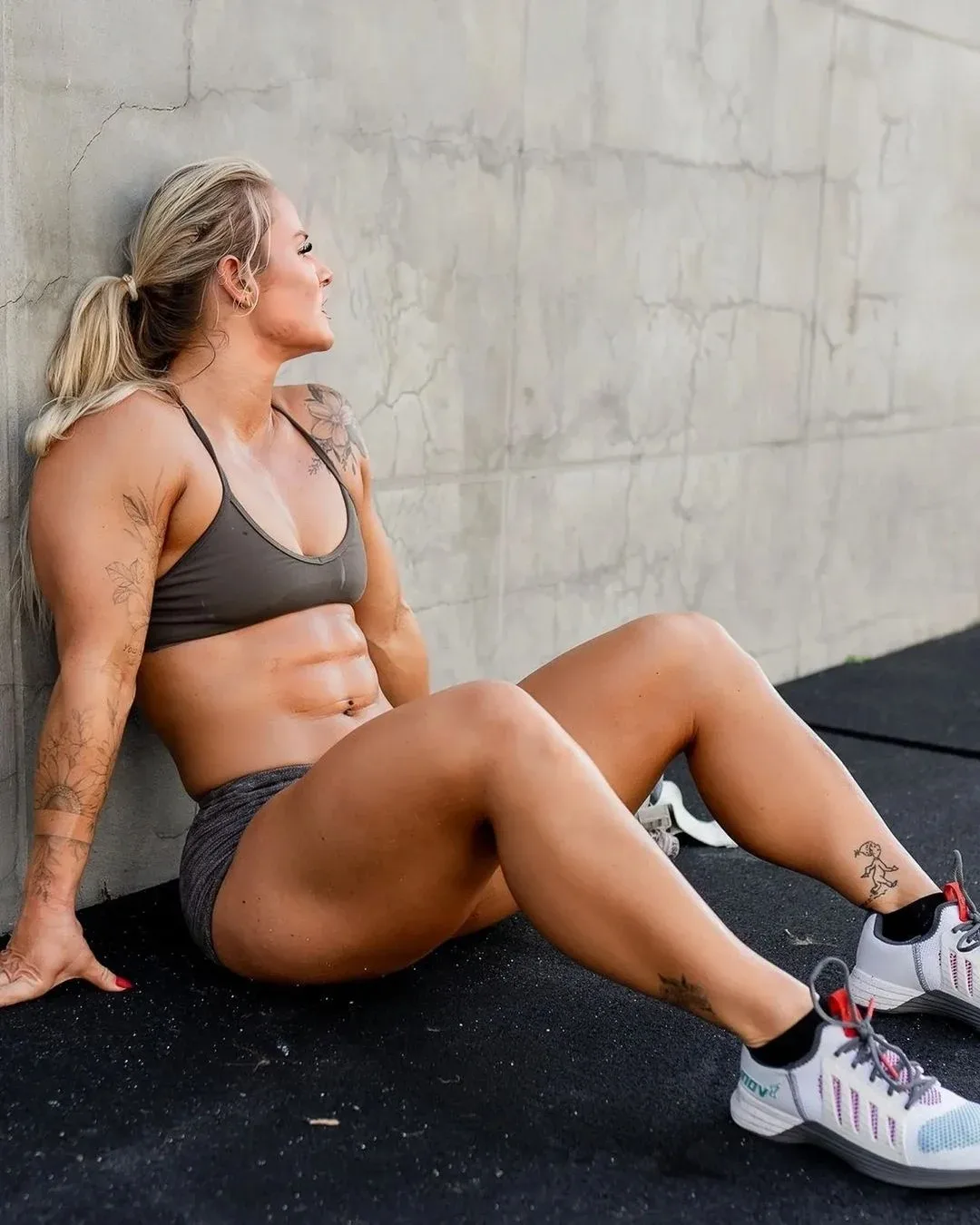 Dani Elle Speegle photo 7 — American, Blonde