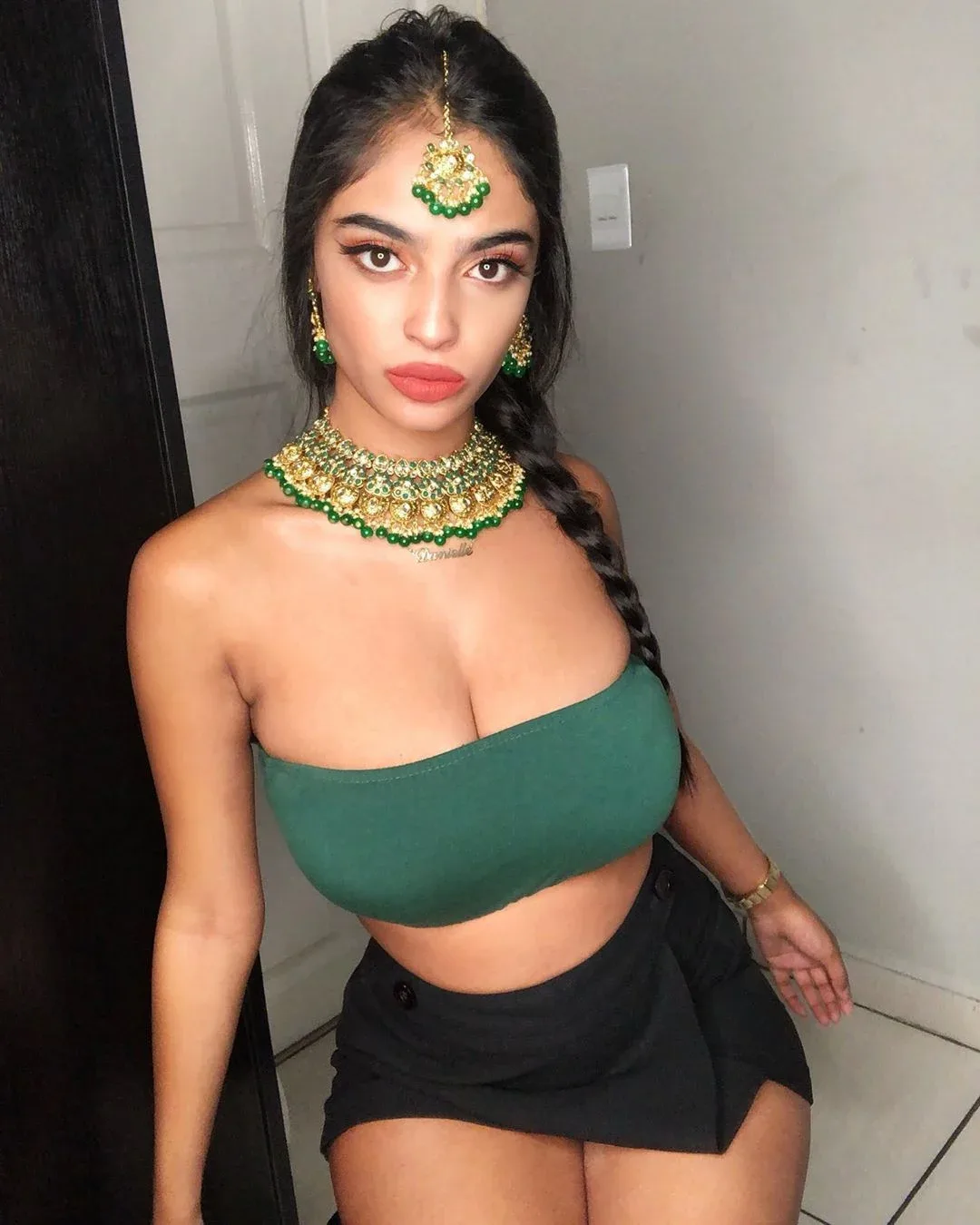 Danielle Pillay photo 12 — Influencer, Model, South African),  (Indian