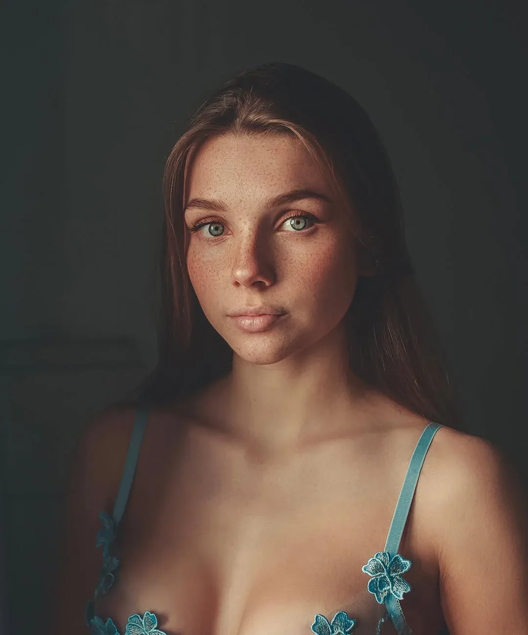 Darleen Josephine photo 11 — Caucasian, Model