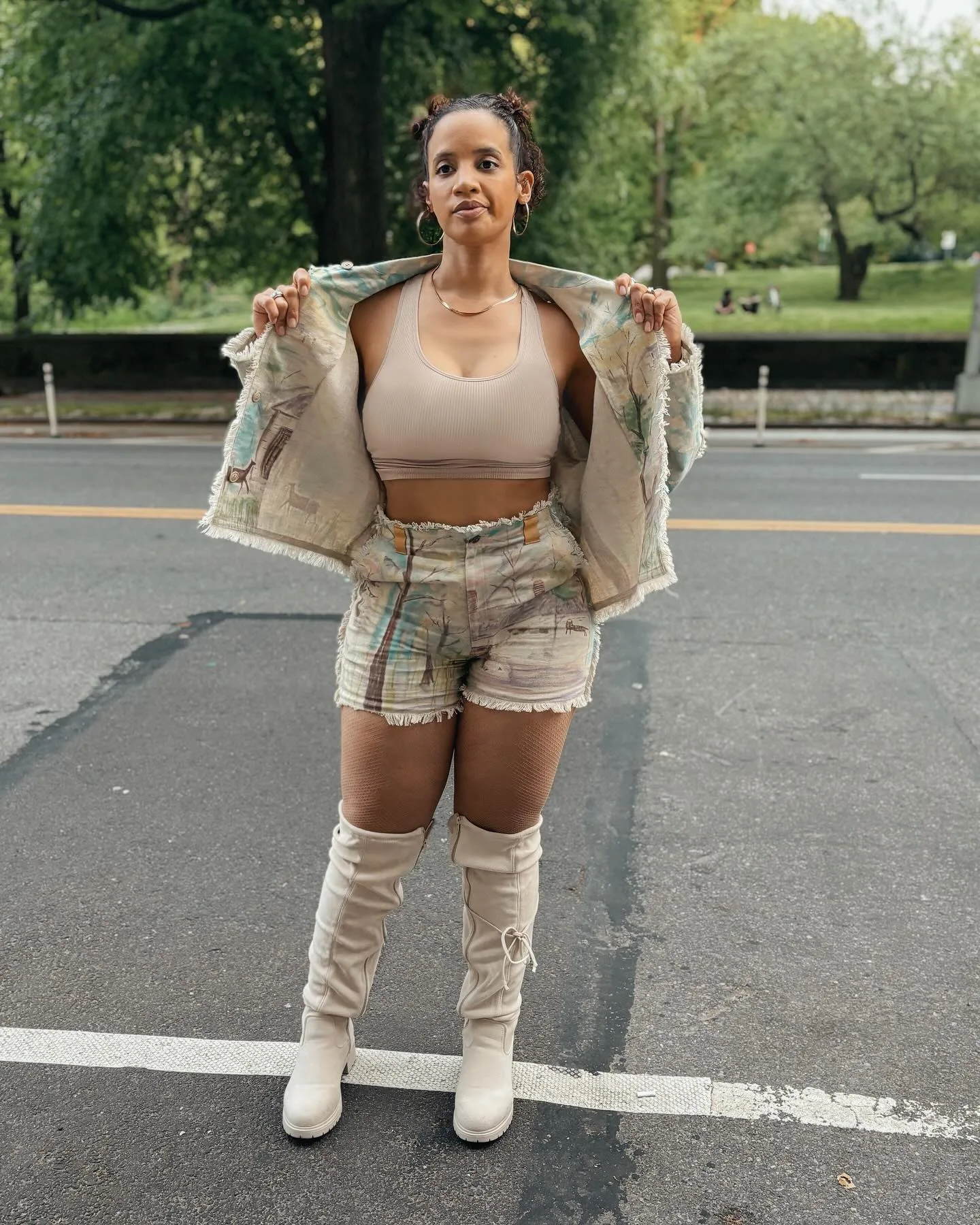 Dascha Polanco photo 3 — Chubby, Brown