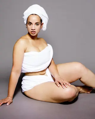 Dascha Polanco photo 9 — Chubby, Brown