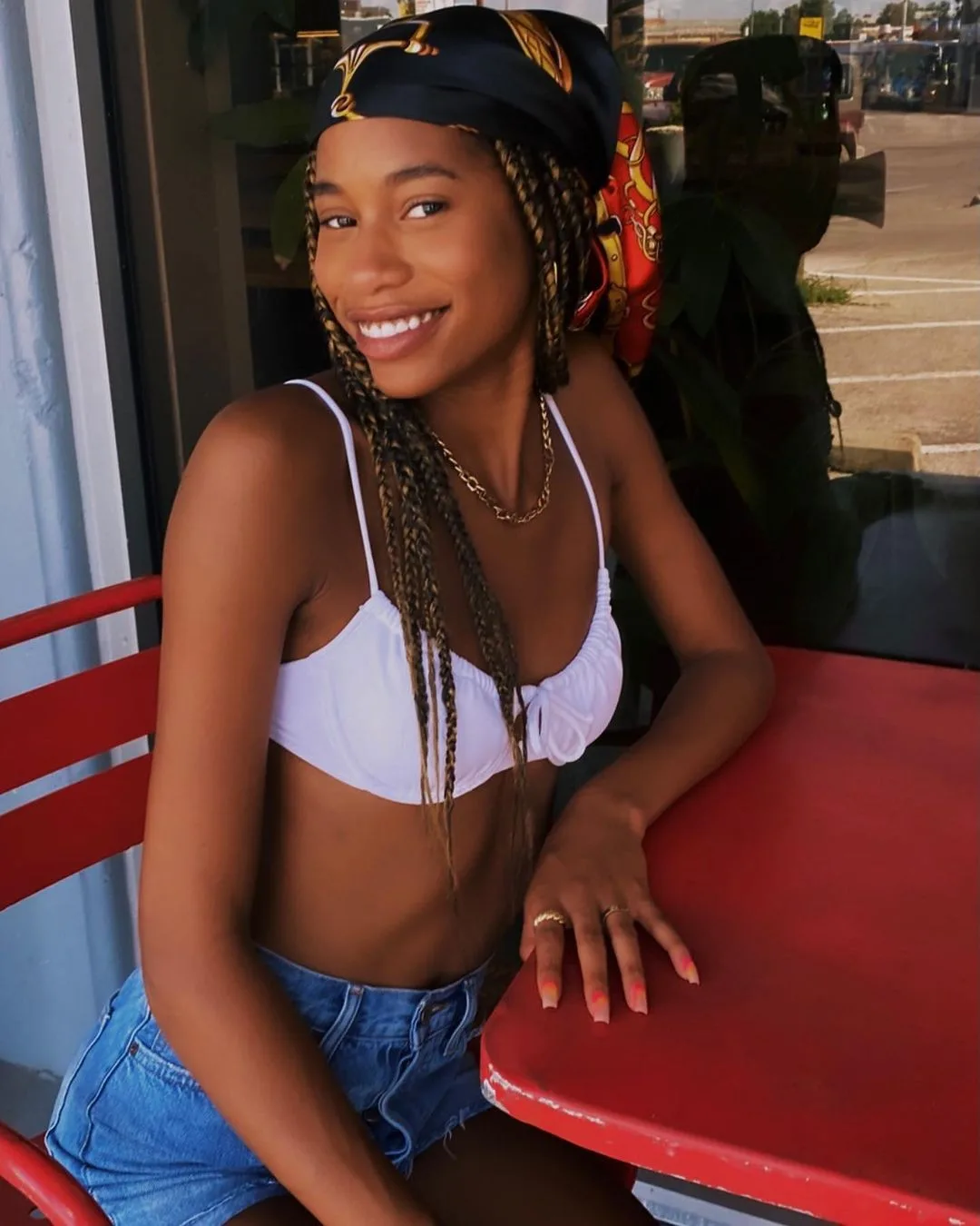 DeAndra Pierce photo 7 — American, Caucasian