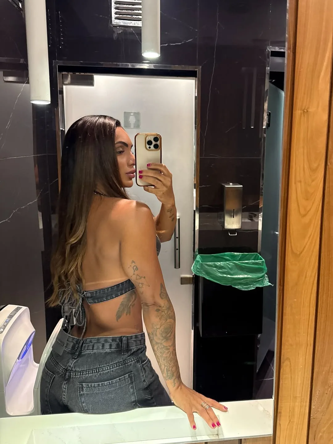 Debora Buy photo 19 — Brazilian, Black