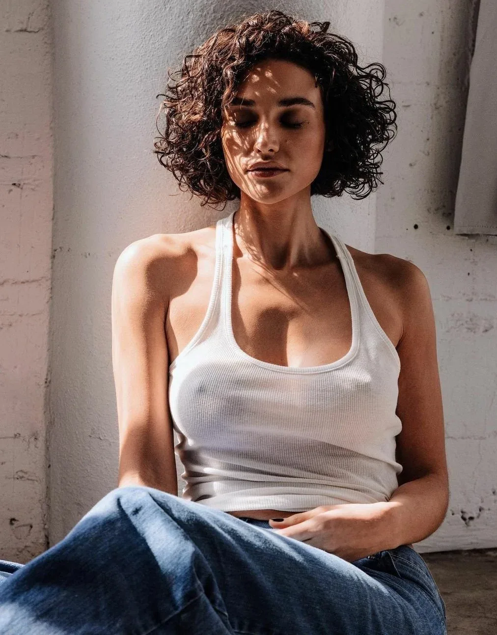 Debora Nascimento photo 14 — Brown, Slim
