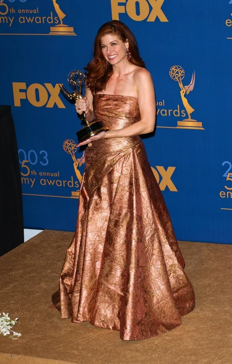 Debra Messing photo 19 — American, Red