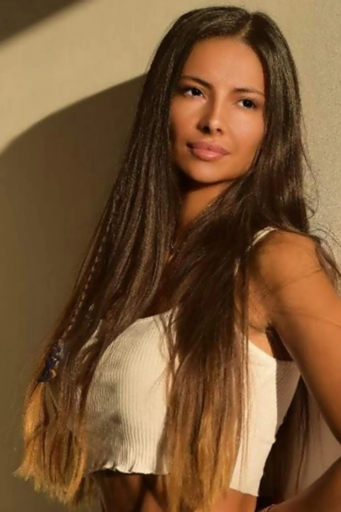 Deniz Brizo photo 12 — Actress, Camgirl, Glamour Model, Musician, TikTok Star, YouTuber, Moldovan