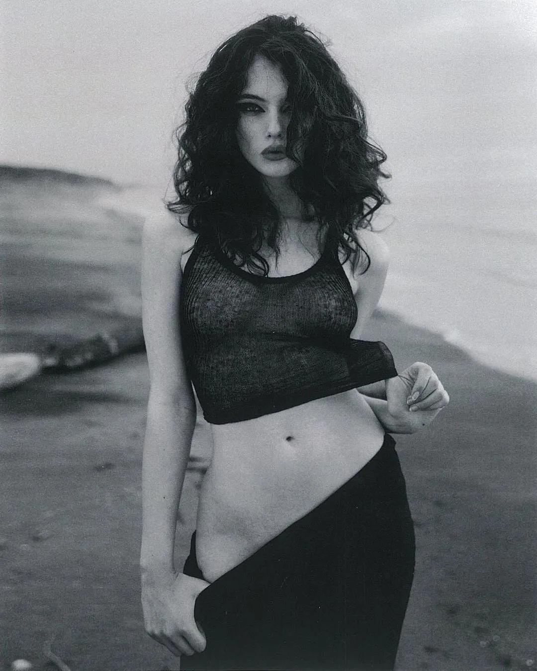 Deva Cassel photo 15 — Slim, Hazel