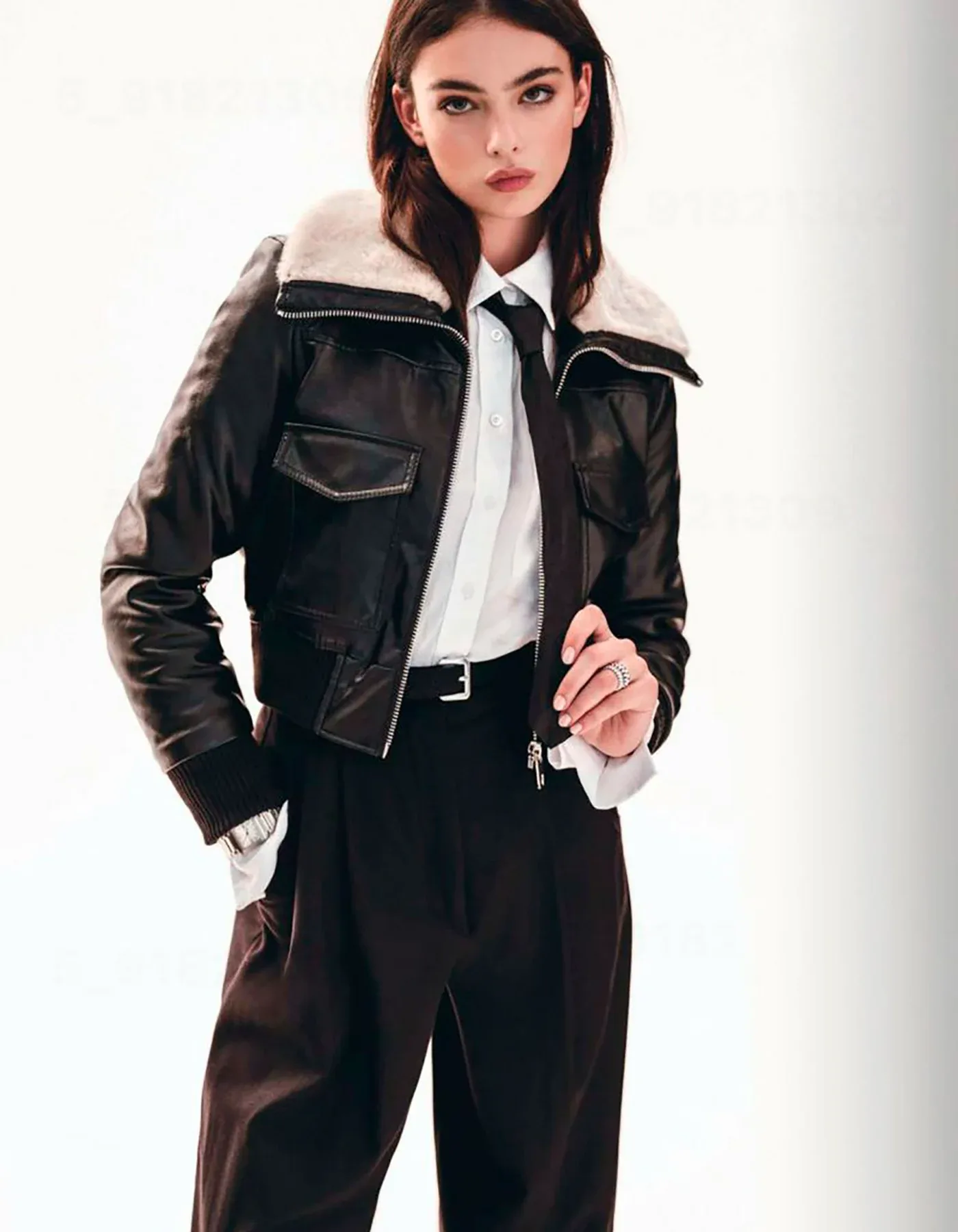 Deva Cassel photo 8 — Brown, Slim